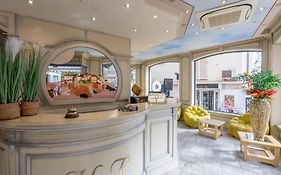 Hotel Le Rocher